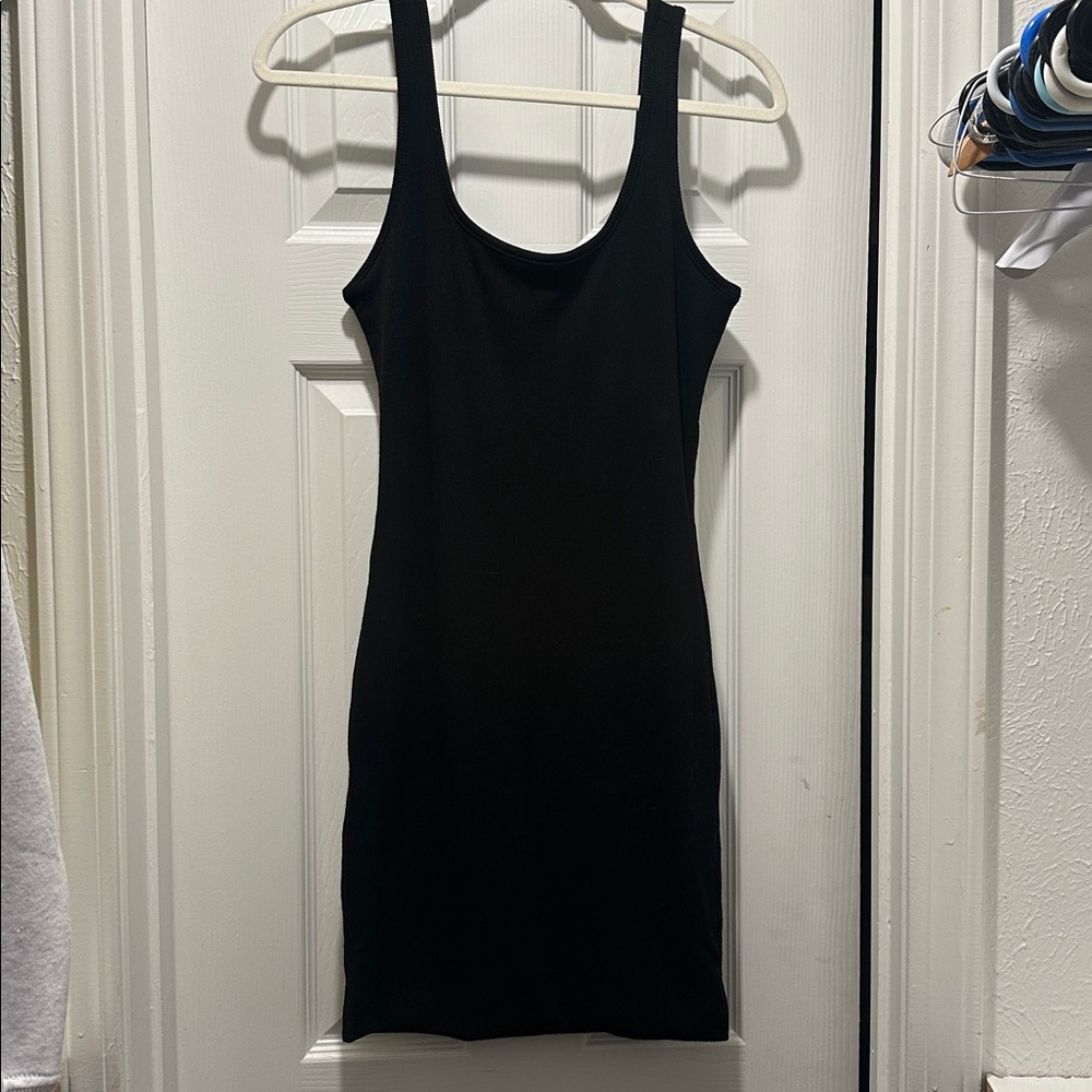 Love Tree Black Ribbed Knit dress